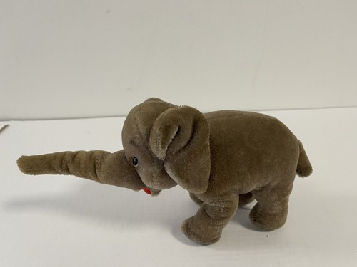 Artista peluche elefante
