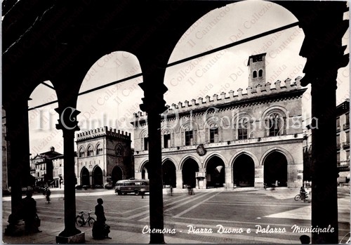 Cremona piazza duomo palazzo - piazza,