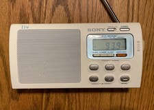 Radio Sony Liv 4 bande modello