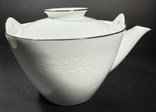 Noritake "Reina" 6450Q Teiera 4 tazze con coperchio (senza manico) bordo platino