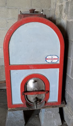 Botte cemento per - cemento, vino