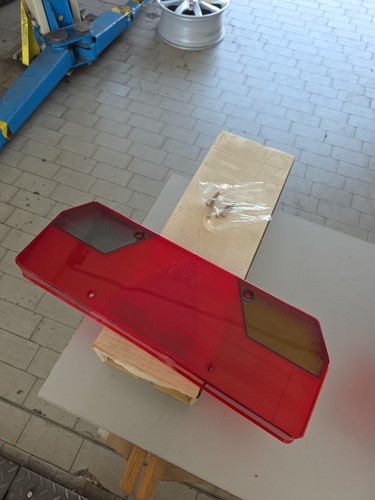 Plastica fanale posteriore - plastica,