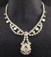 Hi End Vintage Prong Set Clear