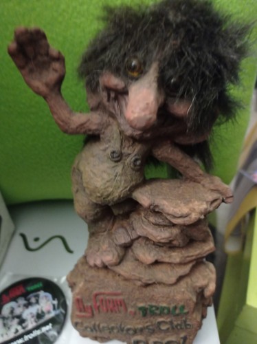 Troll nyform club 2001 - nyform,