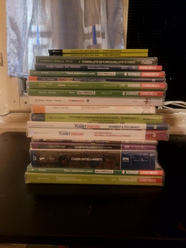 Lotto libri scuola - 17, di