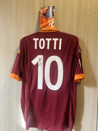 Maglia totti autografata con - totti,