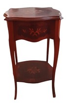 Tavolino vintage con fiori intarsiati Italia