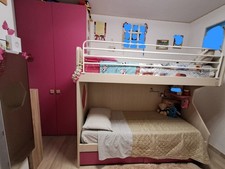 Vendo cameretta per ragazze praticamente nuova