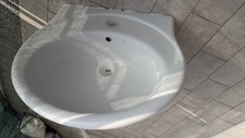 lavabo e colonna marca Kerasan bianco, in buono stato, dimensioni standard.