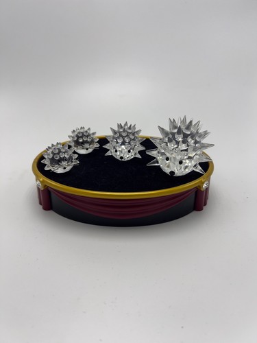 Swarovski statuina in - –,