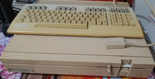 Commodore C 128 DR + tastiera