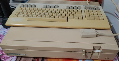 Commodore 128 tastiera - dr,