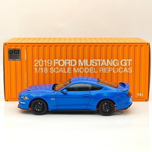 Ford mustang gt - 1/18,