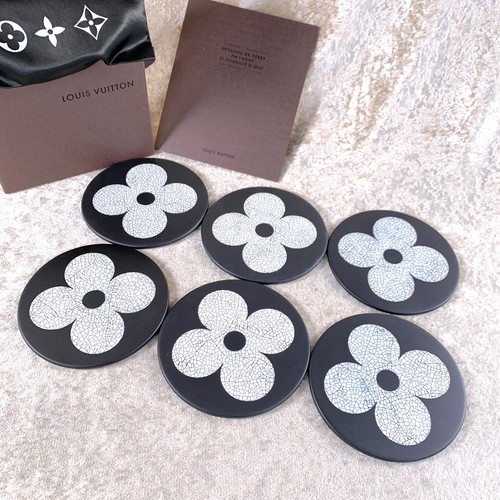 Louis vuitton monogram - vuitton, flower