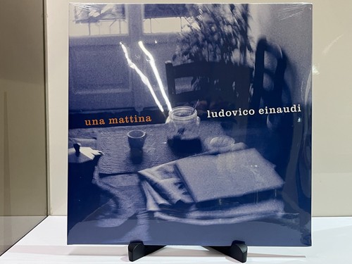 Ludovico einaudi una - ludovico, –