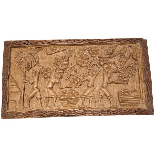 Pannello legno duro intagliato
