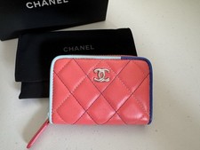 Portamonete Chanel O con cerniera 19C RRP550