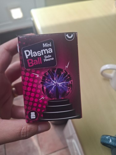 Lampada sfera plasma - a,