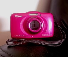 Nikon Coolpix S32 Subacquea + Cavo Ricarica + Memoria 8gb+ Batteria  Originale