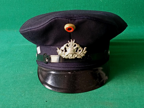 Vecchio berretto pompieri - vecchio,