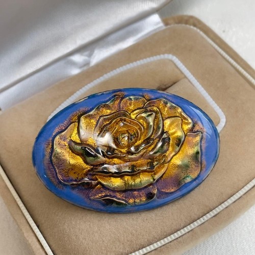 Spilla vintage con fiori