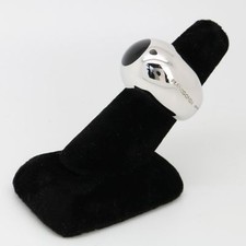 anello in argento sterling realizzato da Pianegonda Italia e incastonato con Onice Nera