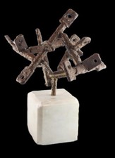 ? Scultura antica/ vintage in metallo No Ugo Nespolo / Mastroianni