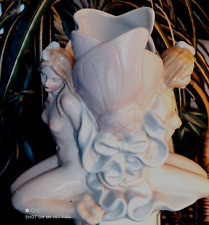 Preziosa porcellana Meissen liberty scultura ninfe nude vaso sculpture deco