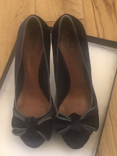 Bellissime scarpe con tacco