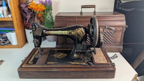 Vintage singer hand crank - vintage,