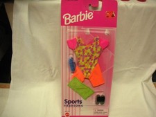 Lotto abitini barbie - 3,
