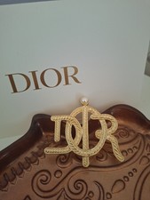 Broche Dior