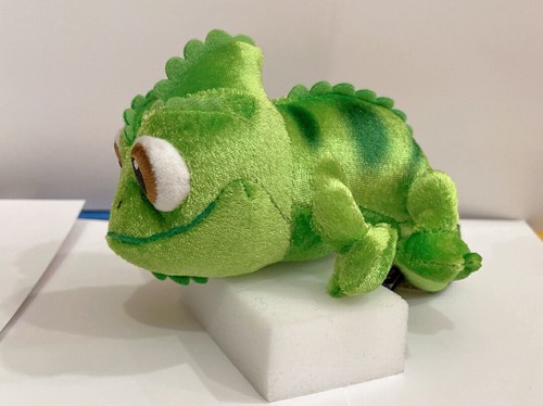 Disney pascal spalla - pascal, peluche