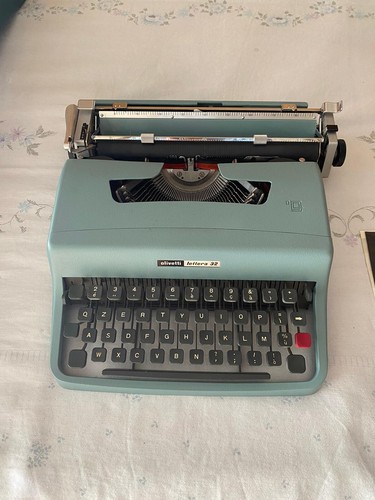 Macchina scrivere olivetti - da,
