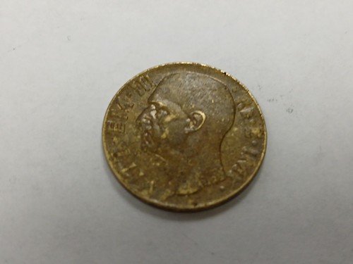 Moneta centesimi italia - moneta,