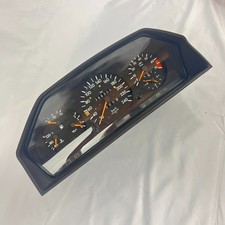 Mercedes-Benz W124 Tachimetro