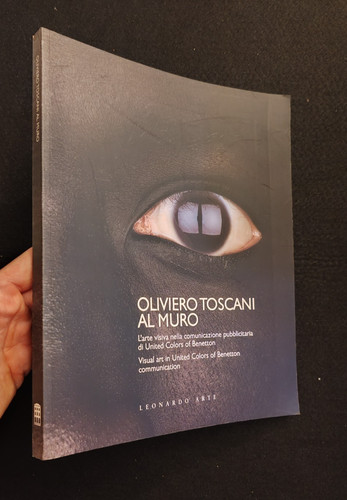 Oliviero toscani muro - toscani,