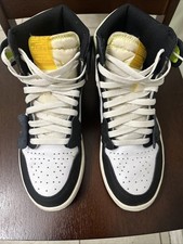 Jordan 1 Volt Gold SIZE