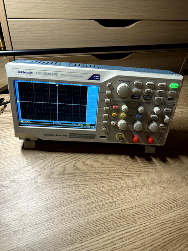 Tektronix tbs1052b - tektronix,