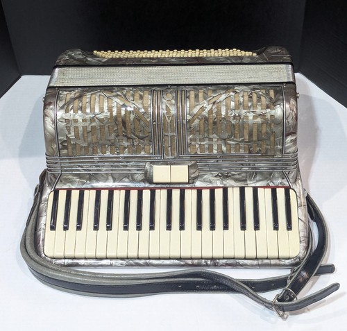 Fisarmonica vintage titano - titano, 41