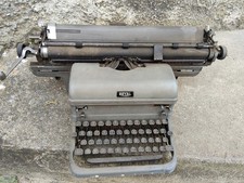 Macchina da scrivere ROYAL KMM