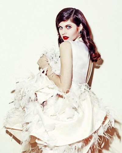 Foto sexy alexandra - sexy, daddario