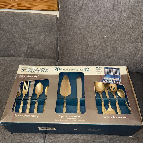 Servizio pezzi - servizio, 70