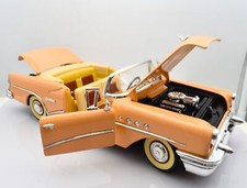 Modellino auto scala 1:18