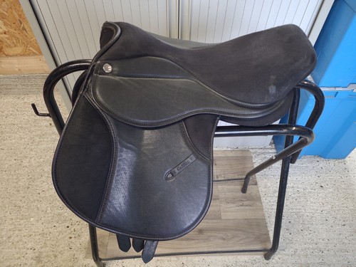 Sella thorowgood griffin pony - sella,