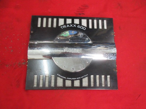 Amplificatore - /,