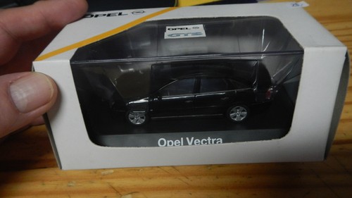Modellino concessionario opel - modellino,