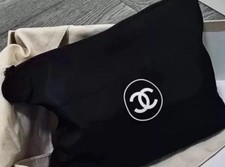 Beauty Pouch nero ChanelVIP