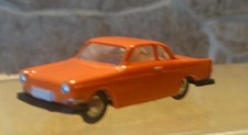 EKO (corsia H0) auto BMW 700 -