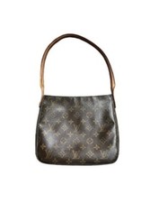 Auth. Louis Vuitton Square